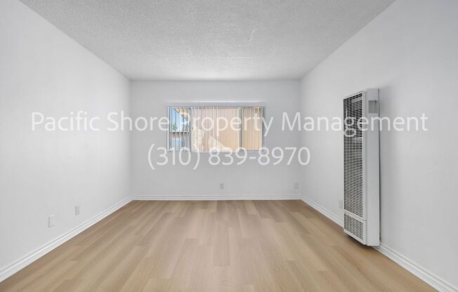 3 beds, 1 bath, $2,695, Unit 40