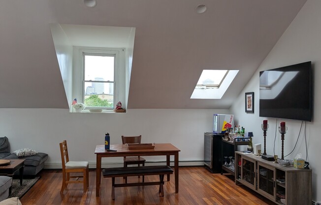 44 W NEWTON ST