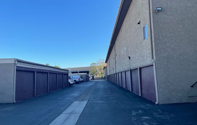 1 bed, 1 bath, $2,100