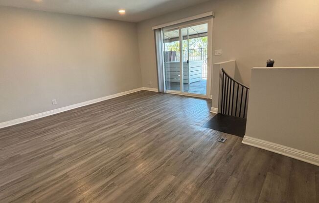 3 beds, 1 bath, 1,250 sqft, $2,398, Unit 310
