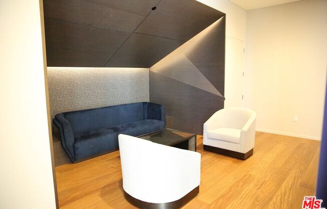 1 bed, 2 baths, 780 sqft, $3,495, Unit 1001
