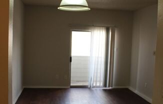 1 bed, 1 bath, $900, Unit APARTMENT 114