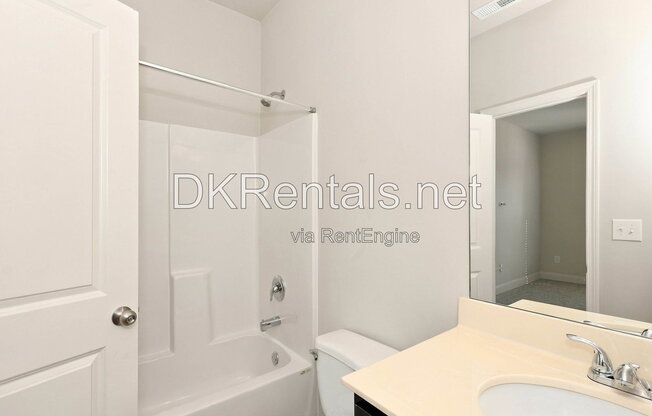 2 beds, 2.5 baths, 1,300 sqft, $1,850