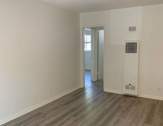 2 beds, 1 bath, $2,395, Unit 9