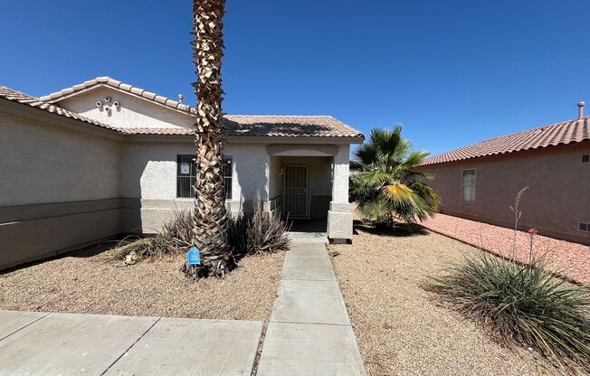 COMING SOON! Spacious 3 Bed 2 Bath Home in Glendale