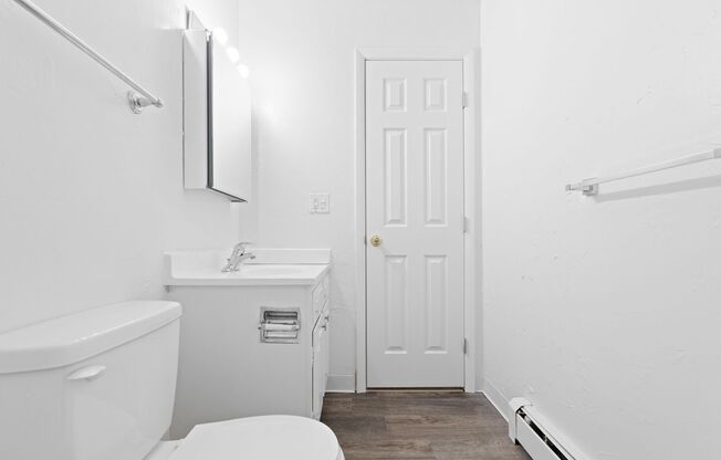 1 bed, 1 bath, 680 sqft, $1,025, Unit 377-301