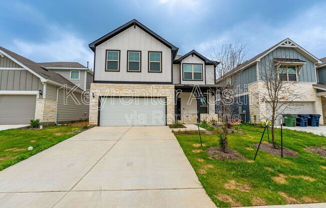 1520 HOLLY LK DR