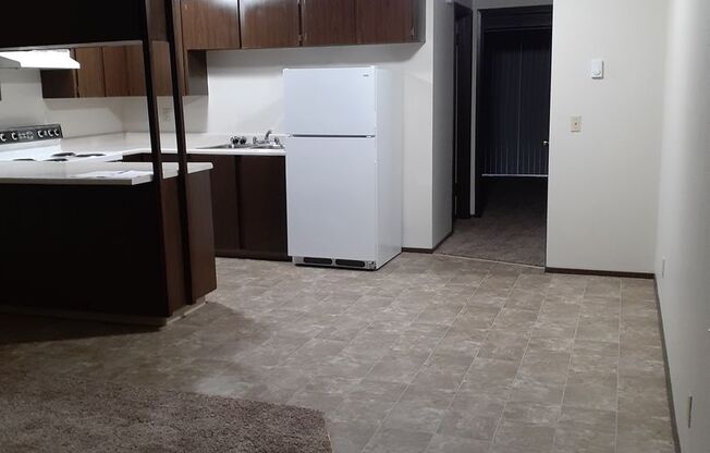 1 bed, 1 bath, 725 sqft, $1,195