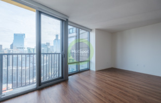 424 W GRAND AVE
