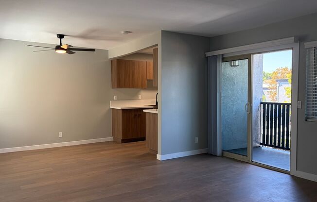 2 beds, 2 baths, 980 sqft, $3,165, Unit 819-16