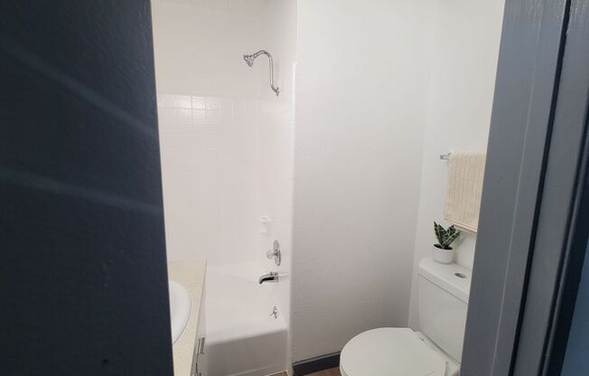 2 beds, 2 baths, 865 sqft, $3,095, Unit 59