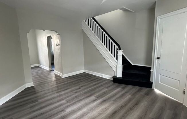 Newly Renovated 3 Bed/1 Bath Rowhome
