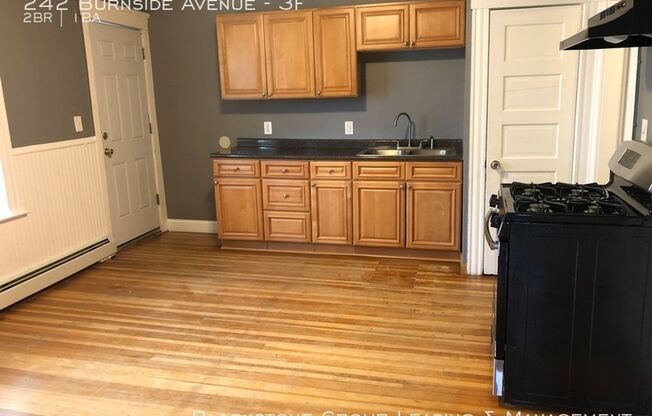 2 beds, 1 bath, $1,350, Unit Unit 3F/4