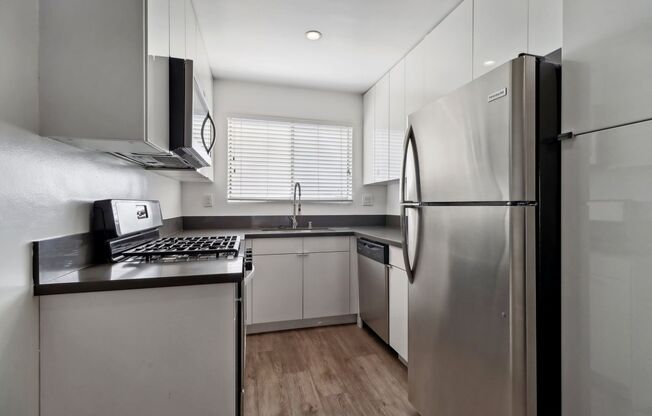 1 bed, 1 bath, 854 sqft, $2,595, Unit 302