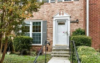 9453 CLOVERDALE CT