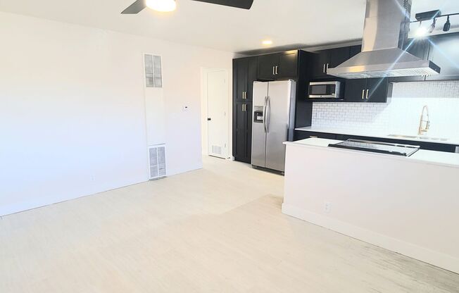 1 bed, 1 bath, 587 sqft, $1,194, Unit 5-10