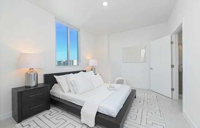 2 beds, 2 baths, 986 sqft, $2,400, Unit 603