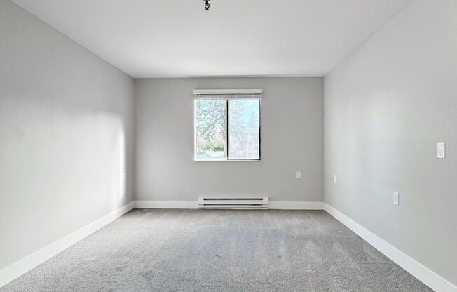 1 bed, 1 bath, 636 sqft, $1,650, Unit 324
