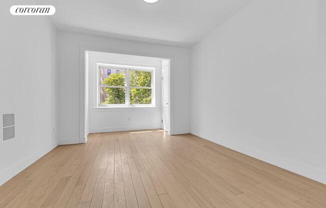 1050 STERLING PL