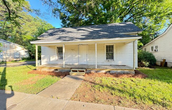 2Bd/2BA House on MLK close to Ennis Renovated in 2024