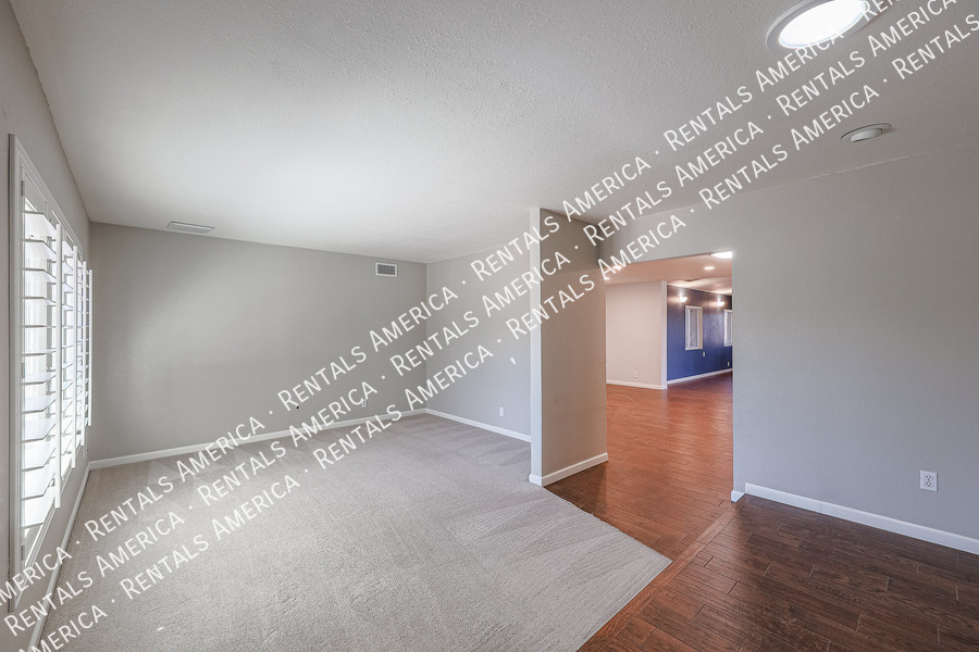1360 W ESPLANADE ST