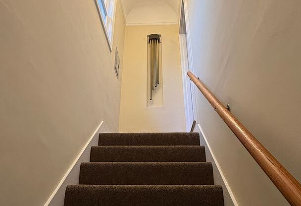 4172 Howe St - Duplex