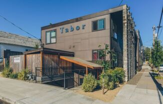 15 NE 57 AVE