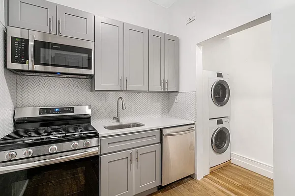 225 13 ST E