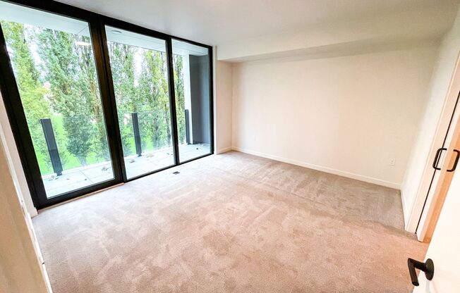 2 beds, 2 baths, 1,100 sqft, $6,495, Unit 401