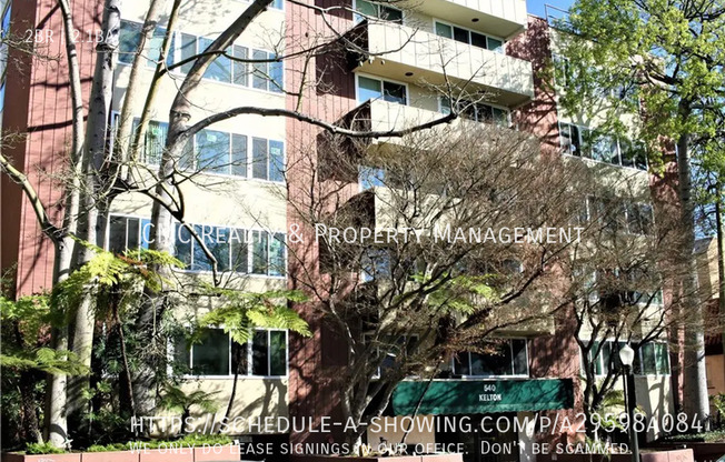 540 Kelton Ave. #306