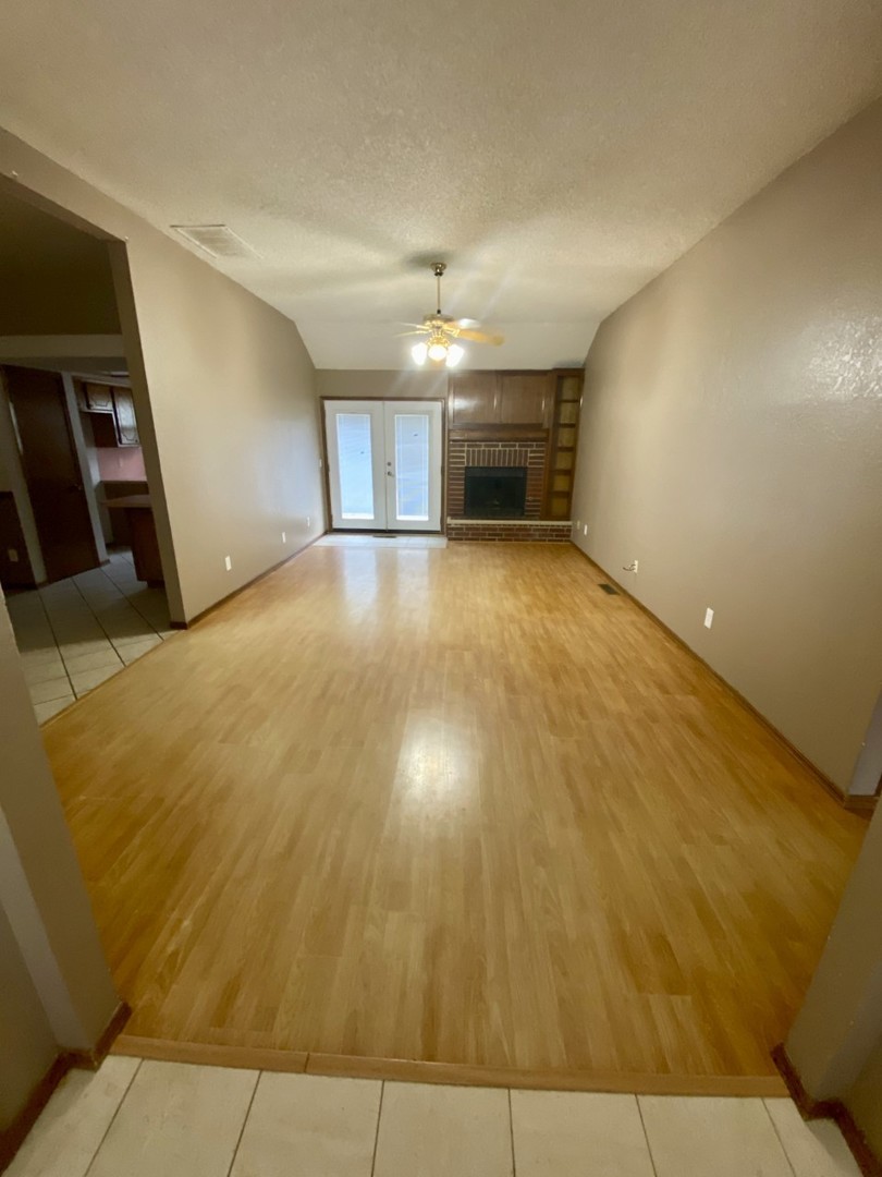 Storm Shelter! 3 bed 2 bath 2 car garage home for rent in Edmond near 15th and Santa Fe, dead end quiet street.