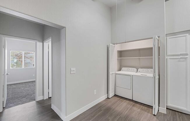 2 beds, 2 baths, 1,052 sqft, $1,605