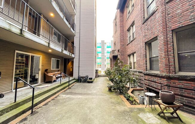 Studio, 1 bath, 494 sqft, $1,350, Unit 1519-104