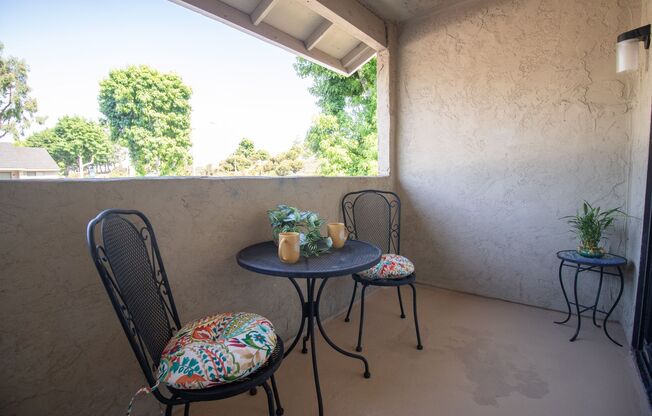 1 bed, 1 bath, 710 sqft, $2,280, Unit F-2