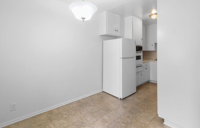 3709 Midvale Ave