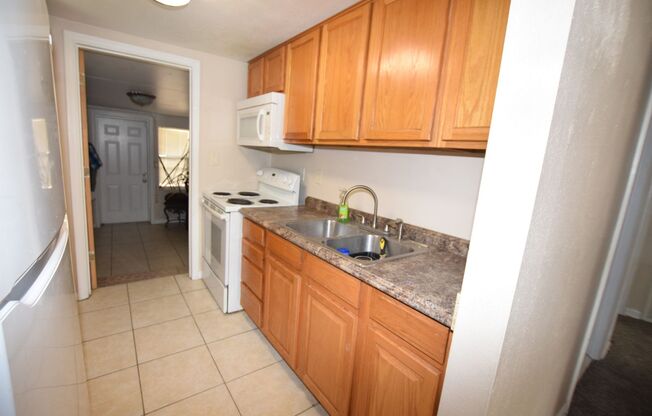 3 beds, 1 bath, $1,800