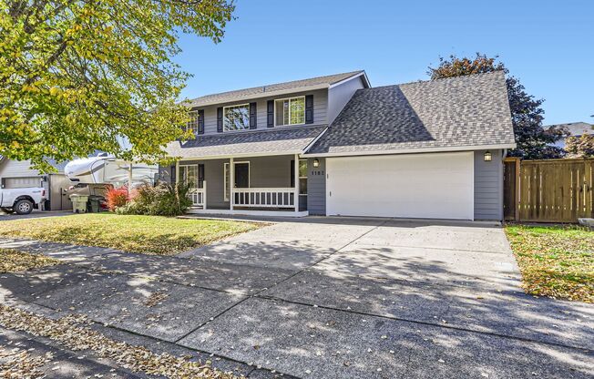 Charming 3-Bedroom Home in Hillsboro: Modern Amenities, Cozy Gas Fireplace, Spacious Kitchen, Fenced Yard & Energy Score of 6!