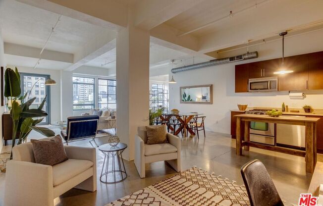 1 bed, 1 bath, 1,200 sqft, $3,200, Unit 610