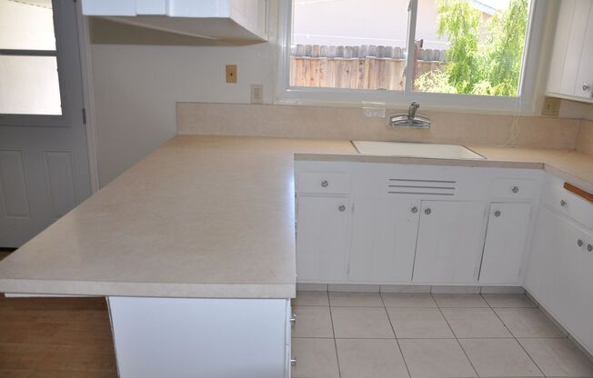 Charming 3-Bedroom Home in a Prime Sunnyvale Location available now! 1218 Sandia Ave, Sunnyvale, CA 94089