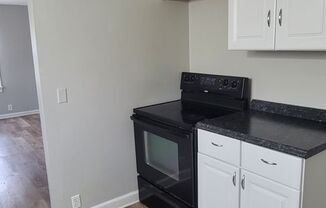 2 beds, 1 bath, $1,399