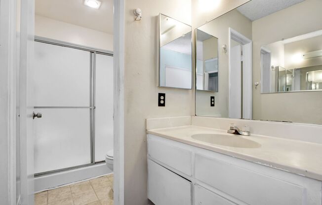 8711 Lomita Dr.