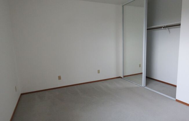 2 beds, 1 bath, $3,750, Unit 2035 #22