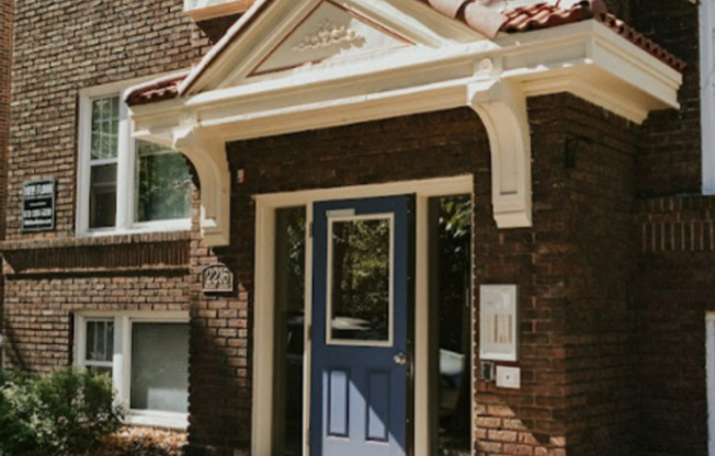 2400 Harriet Ave Apartments | Origen Living