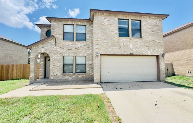 Spacious 4-Bedroom Home in Westwood – Leander ISD!
