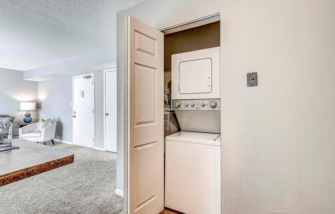 1 bed, 1 bath, 680 sqft, $1,109