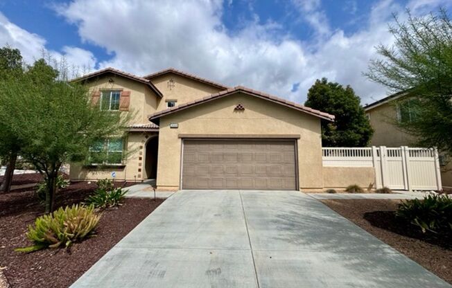 Expansive 5 Bedroom Murrieta home with a Next Gen apartment, available for LEASE!