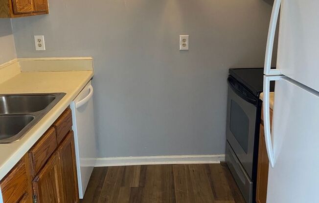 Forest Hills Racquet Club Rental Available Now!