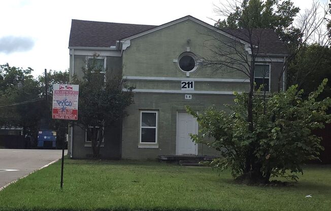 211SE13th St