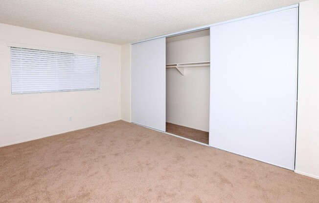 1 bed, 1 bath, $1,695, Unit 17