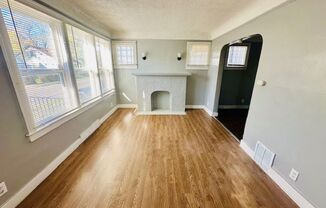 3 beds, 1 bath, $1,300